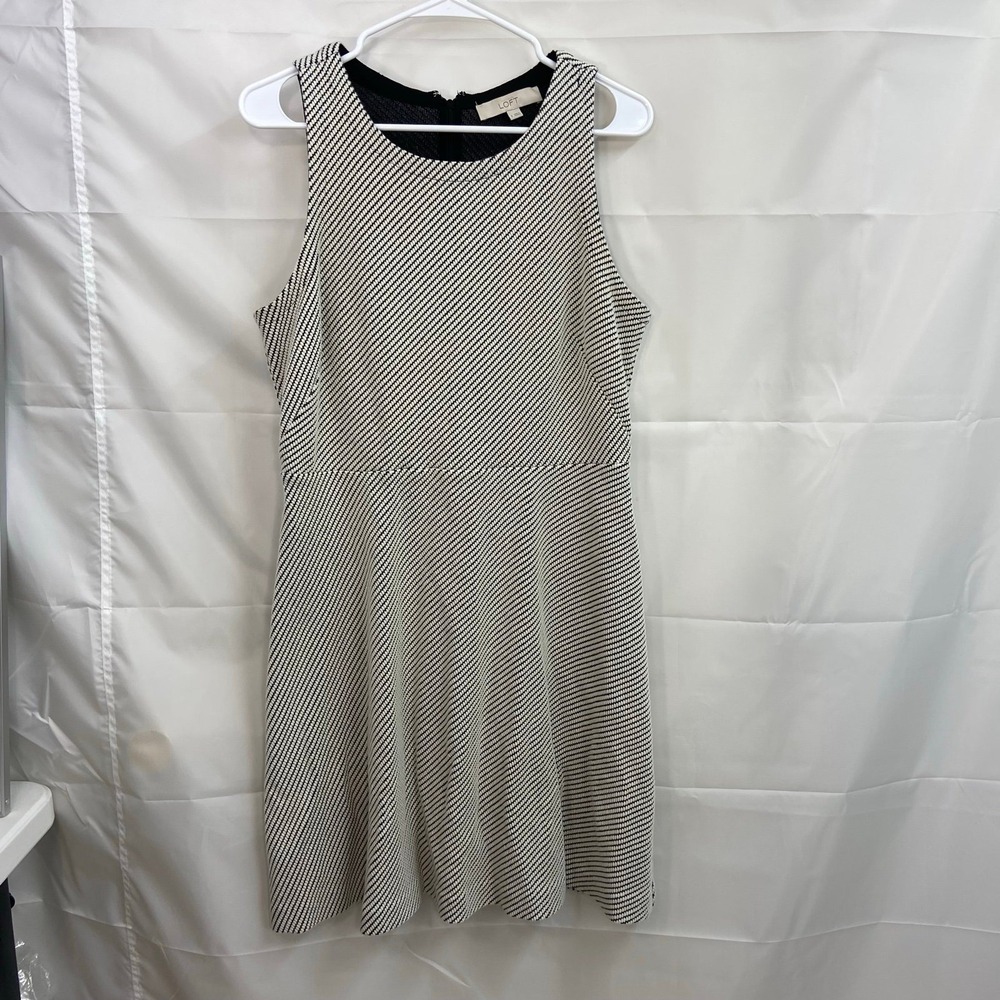 Ann Taylor LOFT women's cream black thick knit‎ sleeveless fit flare knee dress